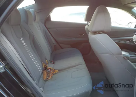 2023 Hyundai Elantra Sel z USA, uszkodzony, nr VIN KMHLS4AG3PU453618